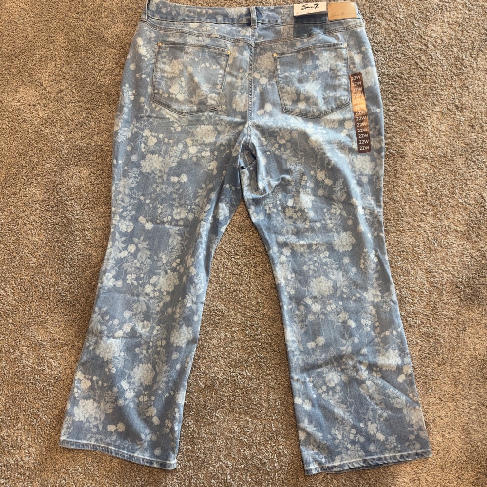 Seven7 Tummyless High Rise Bootcut Jeans Floral Print Blue White Plus Size 22W - Picture 8 of 8